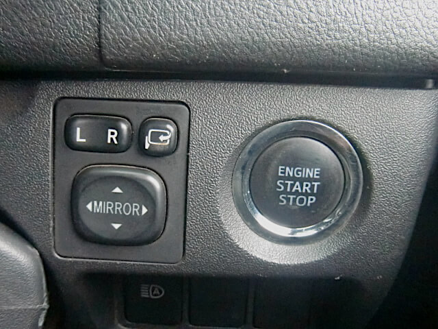 EbvnsjchoHLNydyLblwH.webp