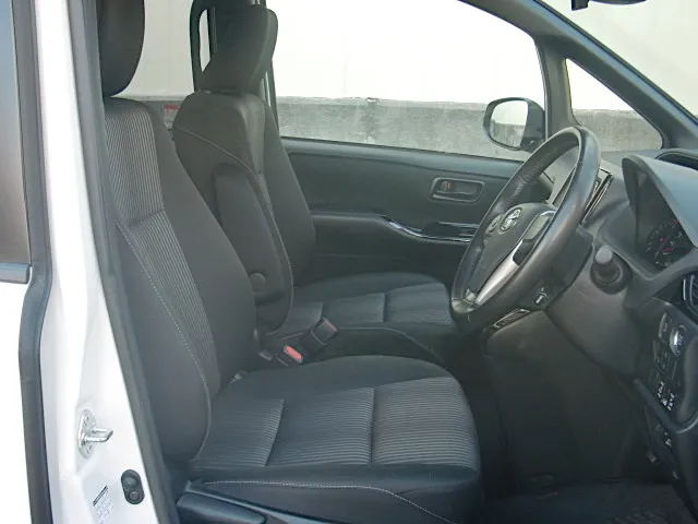 ZRR80-0688710-IN (1).webp