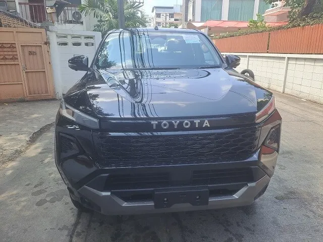 [2245] TOYOTA HILUX OVERLAND