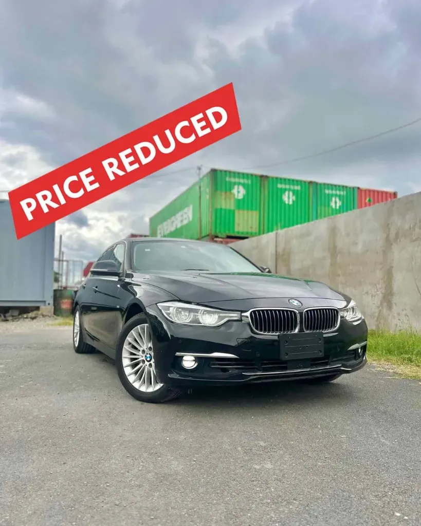[7936] BMW 320I LUXURY
