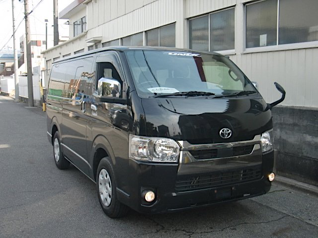 TOYOTA HIACE SUPER GL DARK PRIME