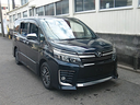 TOYOTA VOXY ZS KIRAMEKI
