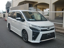 TOYOTA VOXY ZS KIRAMEKI