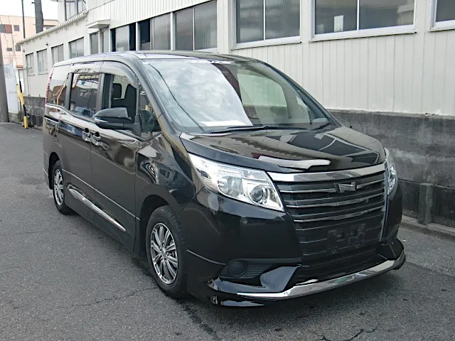 [2527] TOYOTA NOAH X