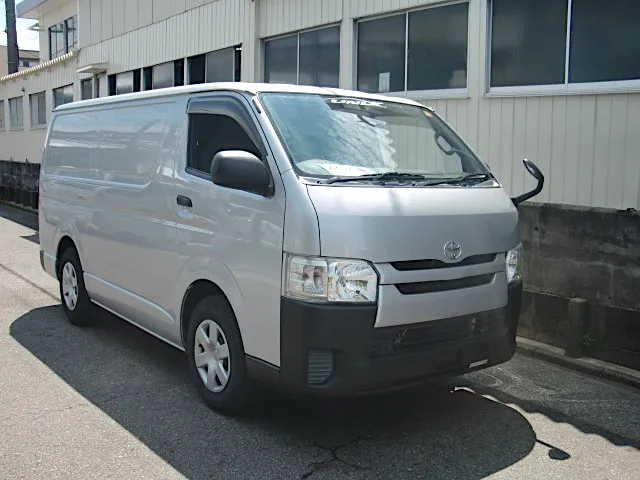 [8522] TOYOTA HIACE PANNEL VAN