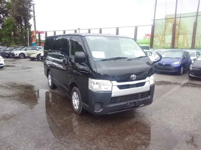 [4153] TOYOTA HIACE DX