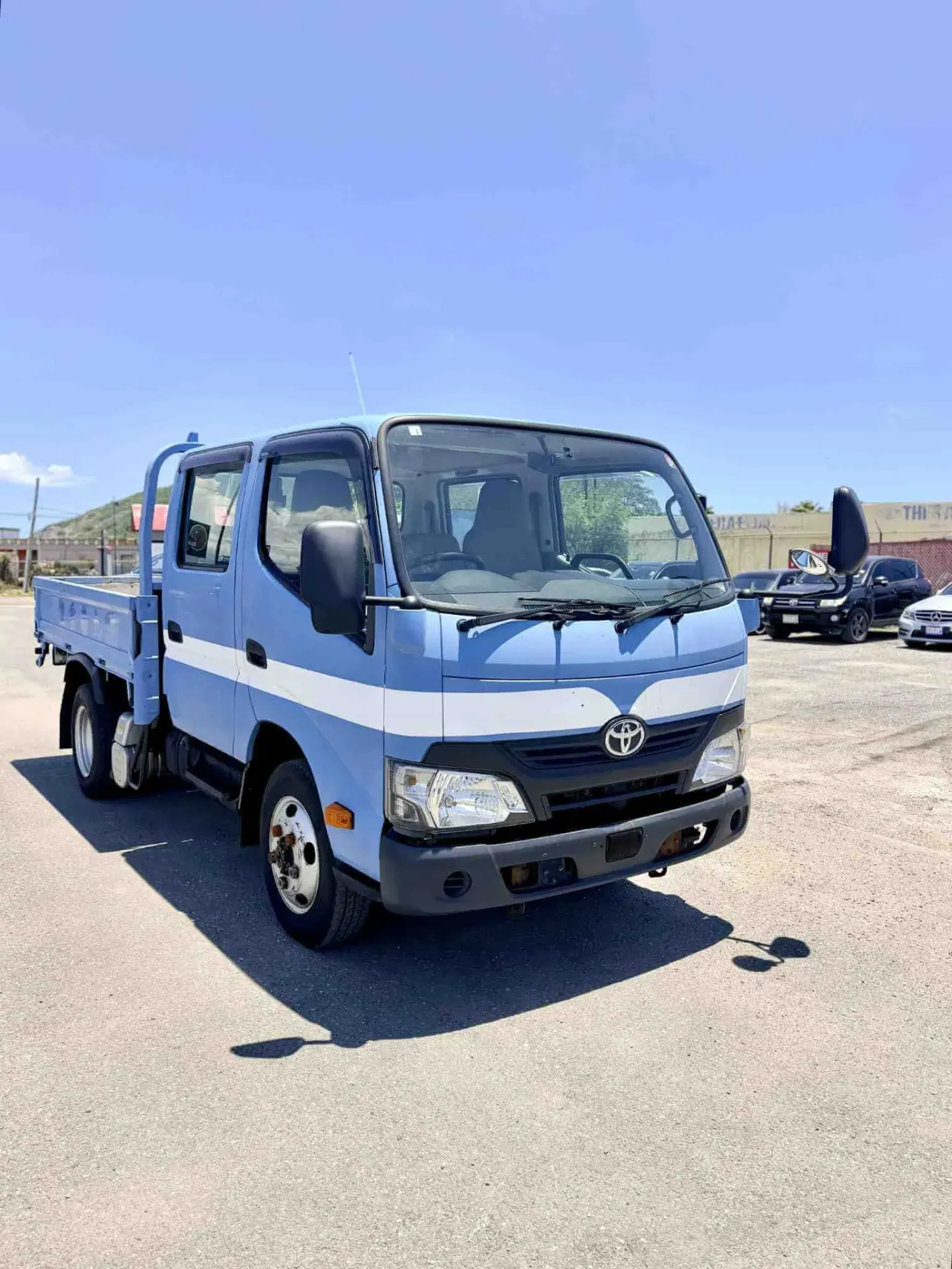[6362] TOYOTA DYNA DOUBLE CAB TRUCK